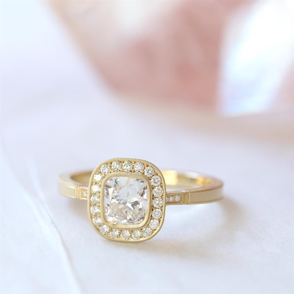 diamond ring with diamonds around