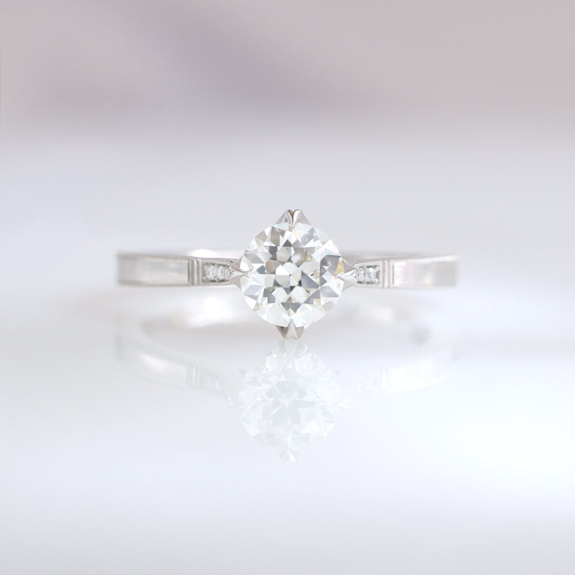 front view of diamond platinum solitaire