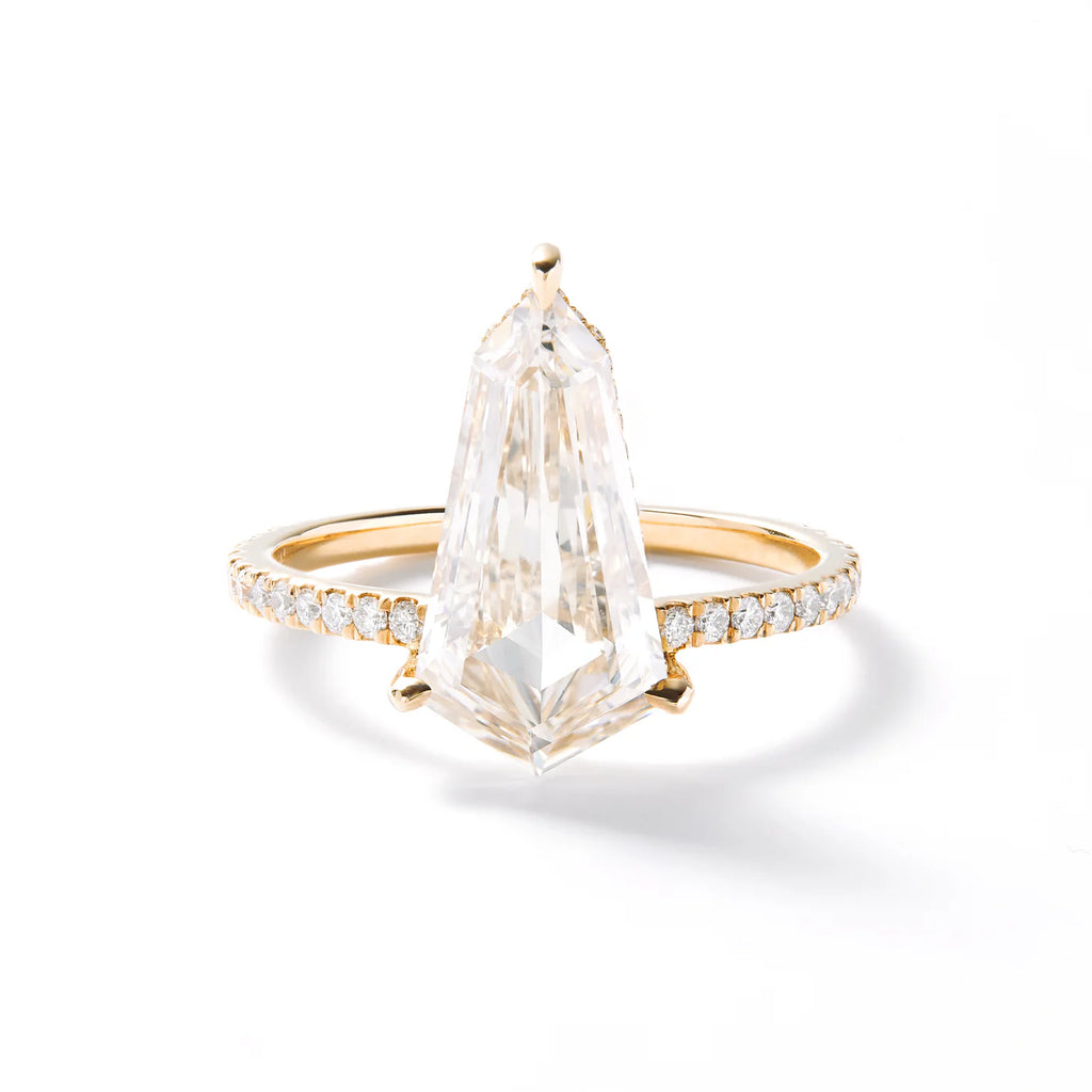 Elongated kite shaped diamond ring